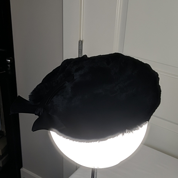 Vintage Black Fur Round Ladies Hat with Bow - Picture 3 of 7